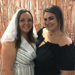 Meet your Posher, Leah